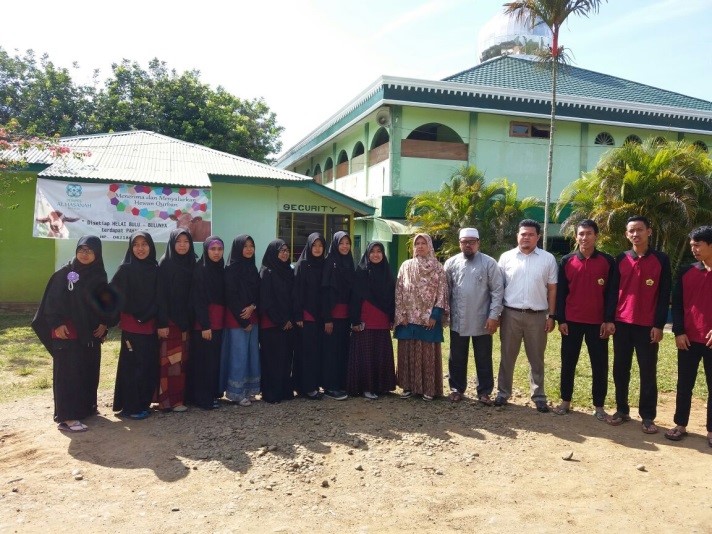 kegiatan-santri-pesantren-alhasanah-bersama-KKN-PPM-tematik-Universitas-Bengkulu
