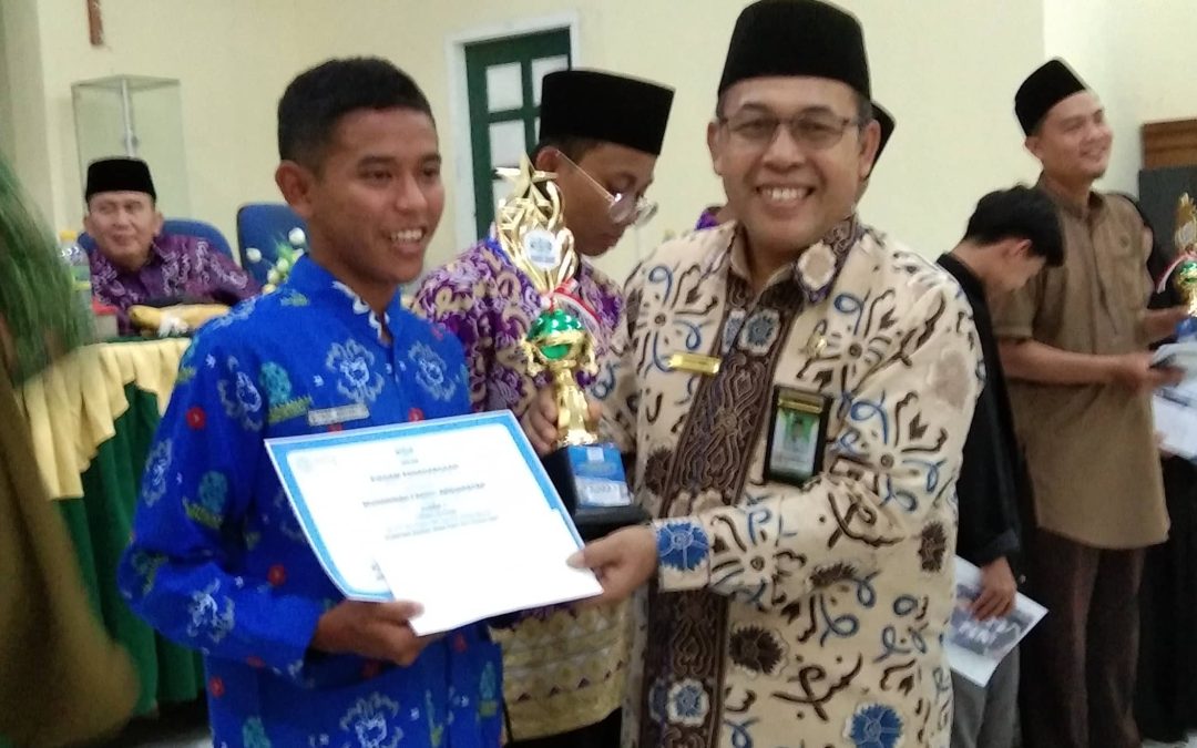 Ikuti OBA Tingkat Provinsi Bengkulu, Dua Santri Ponpes Al Hasanah Lolos ke Tingkat Nasional