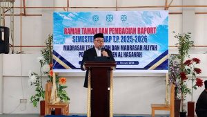 momen-pembagian-rapor-santri-ponpes-al-hasanah-berlangsung-khidmat-dan-penuh-nasihat-2